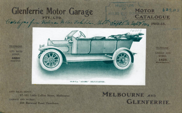 Schwarz-weiß-Anzeige für ein Auto von Glenferrie Motor Garage, das Fahrzeug und historische Details im Text zeigt.